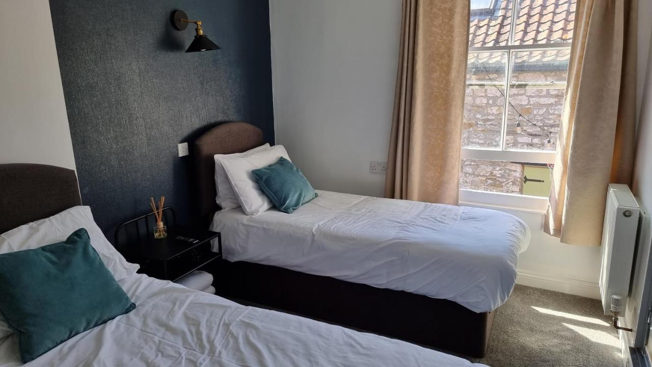 The Portcullis Hotel Chipping Sodbury Kültér fotó